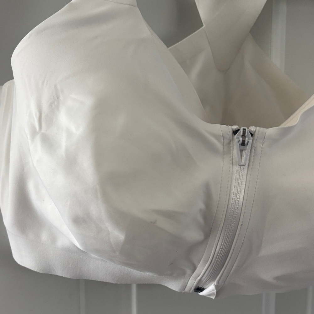 Victoria's Secret Knockout Front-Close Sports Bra sz 38DD - Picture 4 of 12